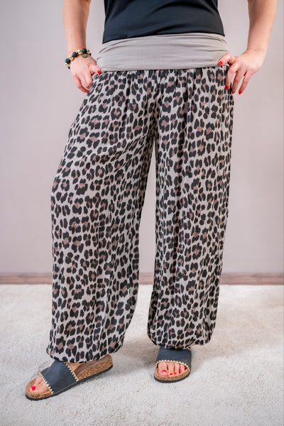 Harems-Hose im Leo-Muster, taupe