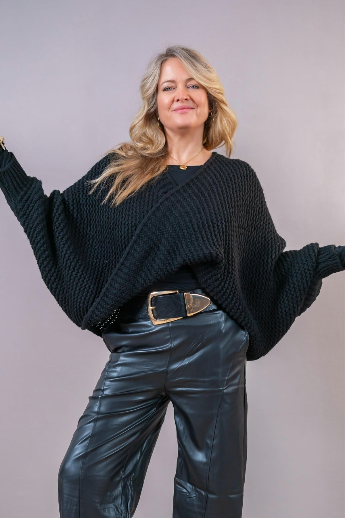 Oversize Wickel-Strickpullover, schwarz