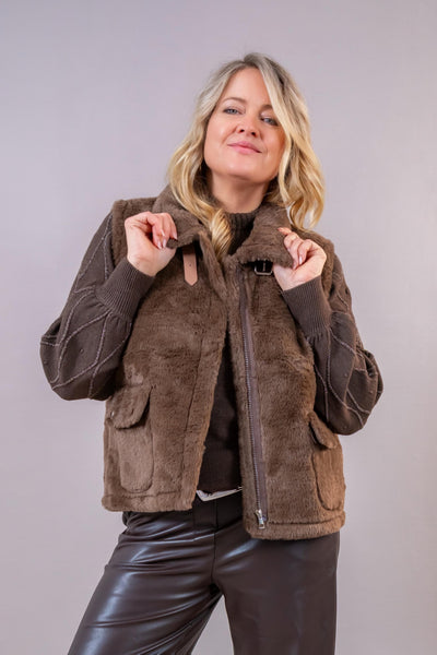 Teddyweste "Cozy Buckle", schokobraun