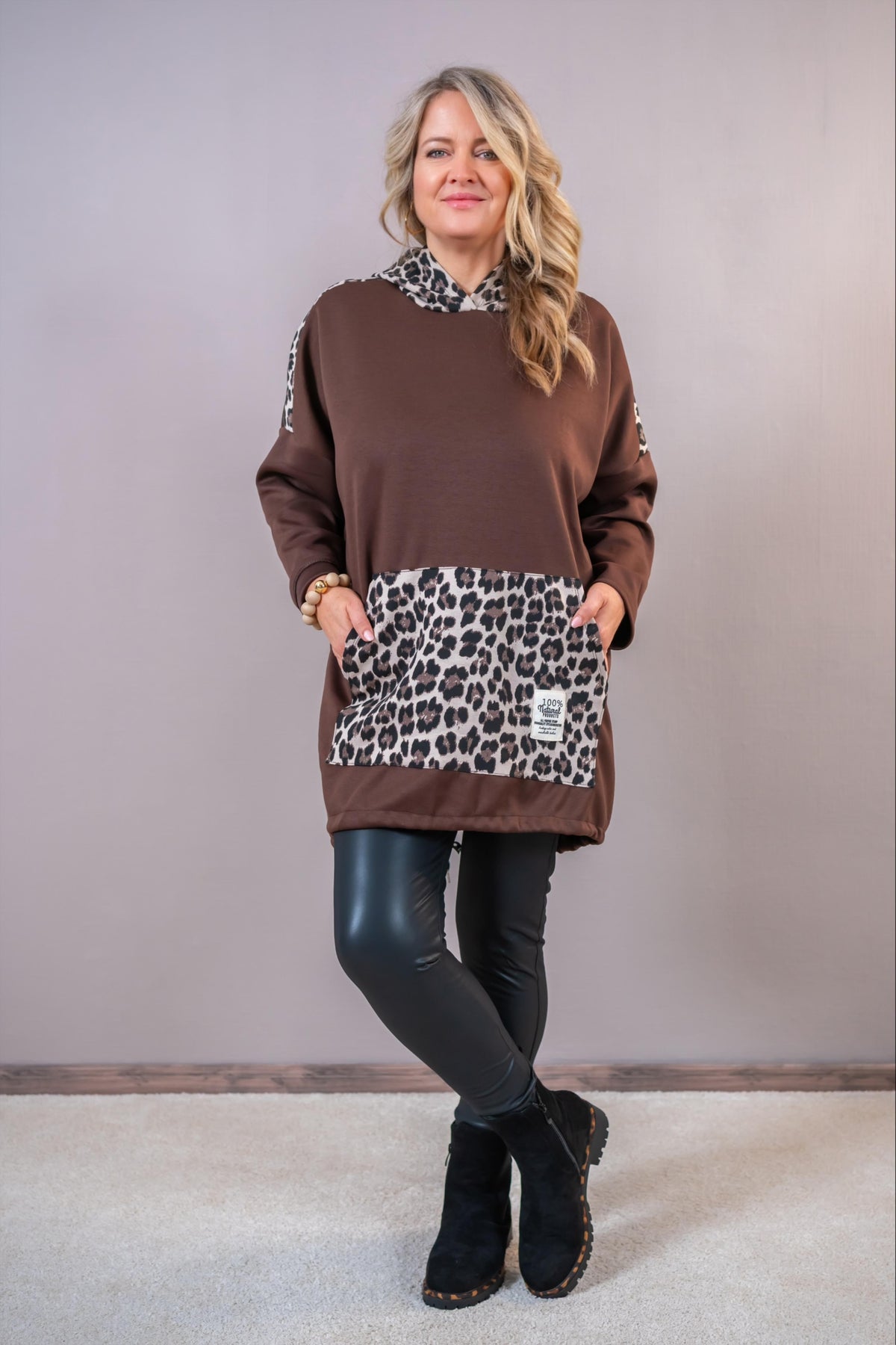 Oversize Long-Sweater mit Kapuze, braun/leo