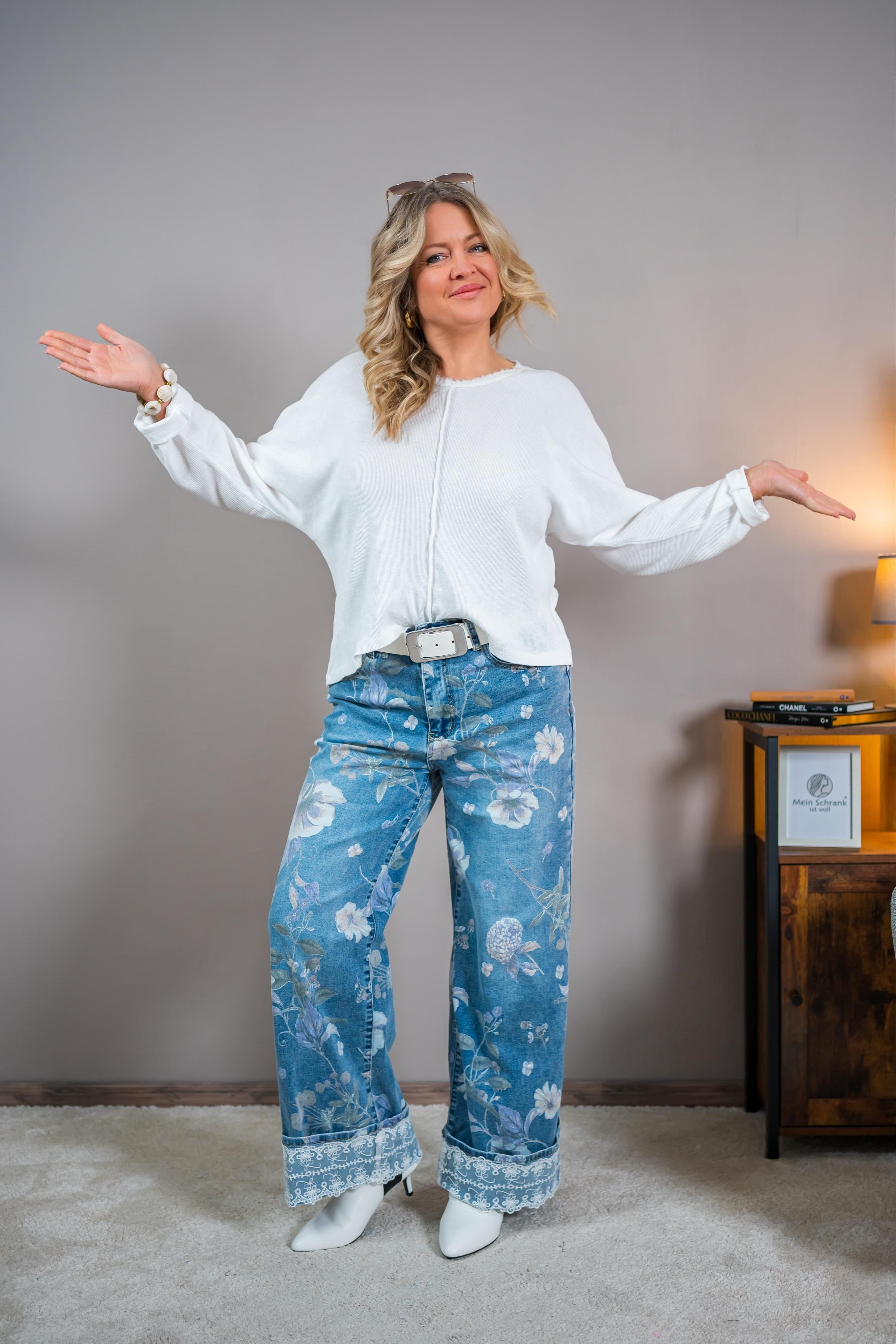 Feinstrick Shirt mit V-Ausschnitt, off-white