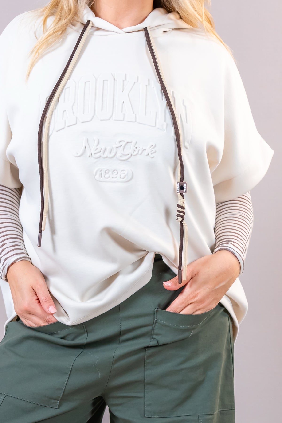 Kurzarm Sweatshirt "Brooklyn", creme