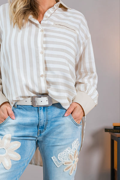 Gestreifte Bluse mit Hemdkragen, creme/beige