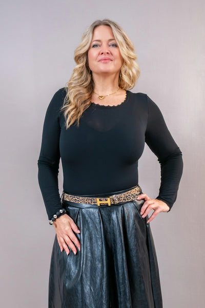 Leichtes Langarmshirt mit Spitze, schwarz