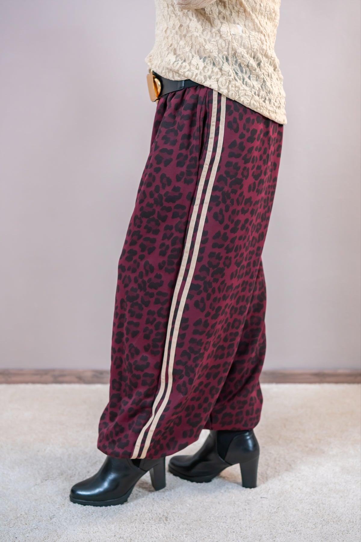 Curvy Oversize-Ballonhose, beere/creme