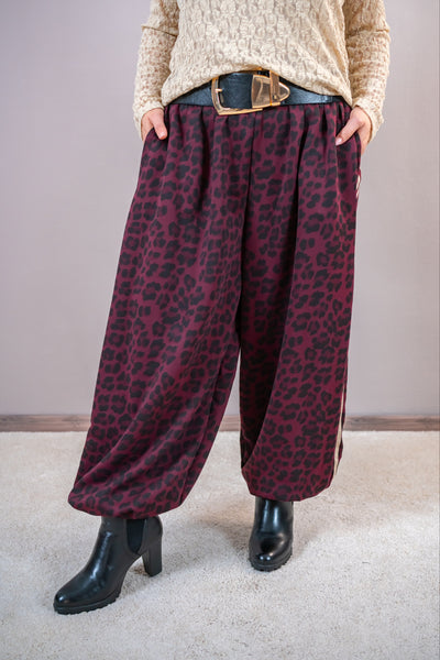 Curvy Oversize-Ballonhose, beere/creme