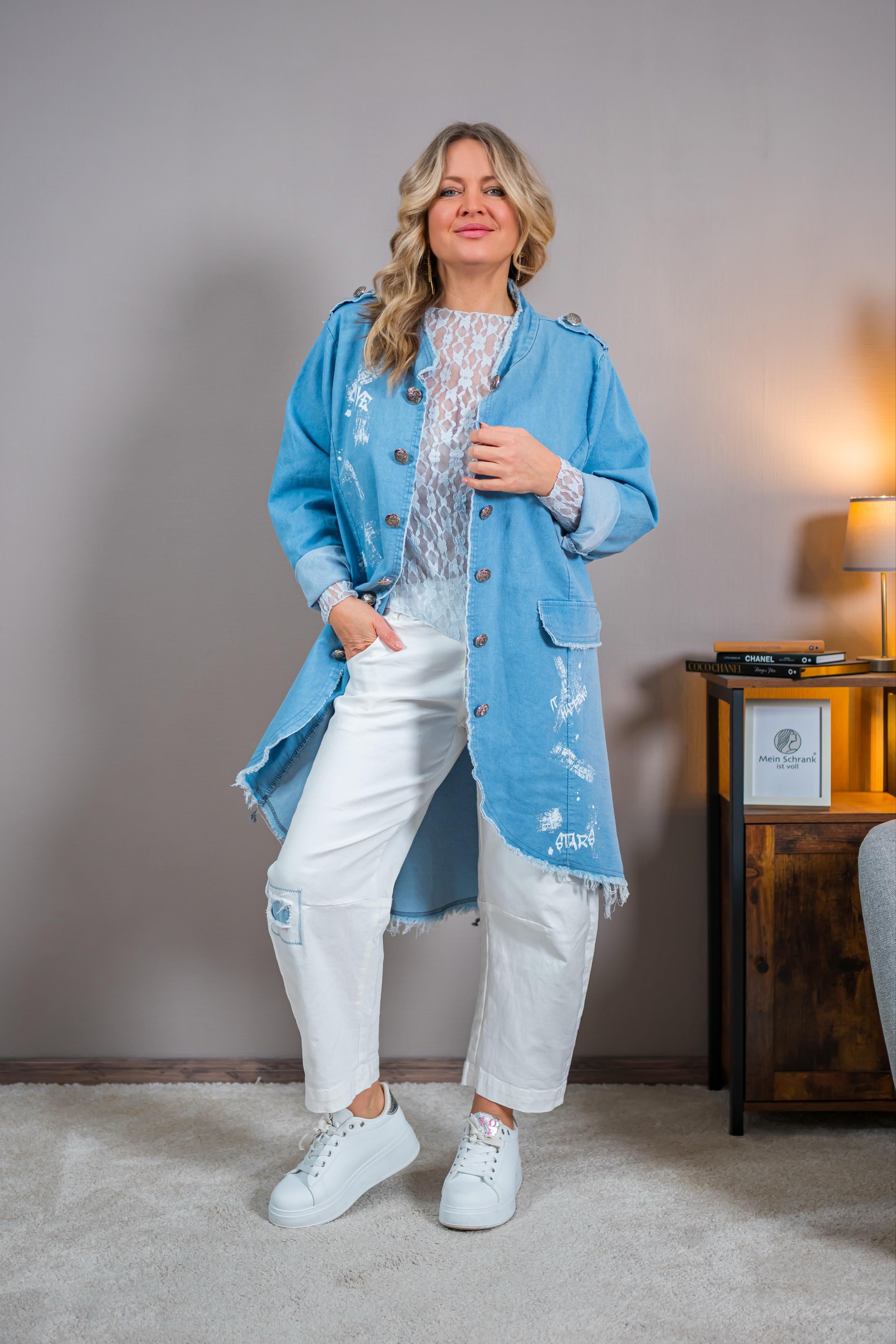 Langer Blazer im Jeanslook mit Zierknöpfen, jeansblau