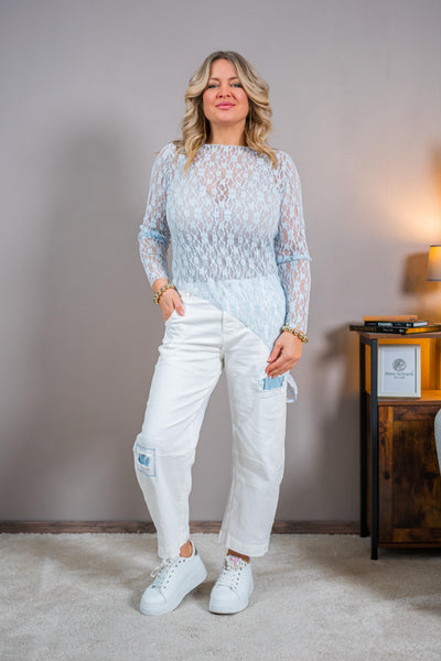 Leichtes asymmetrisches Langarmshirt mit Spitze, hellblau