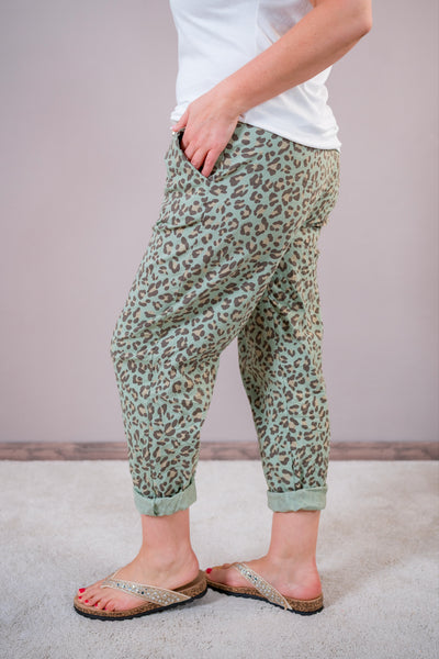 Hose im Leo-Design, khaki/beige/braun