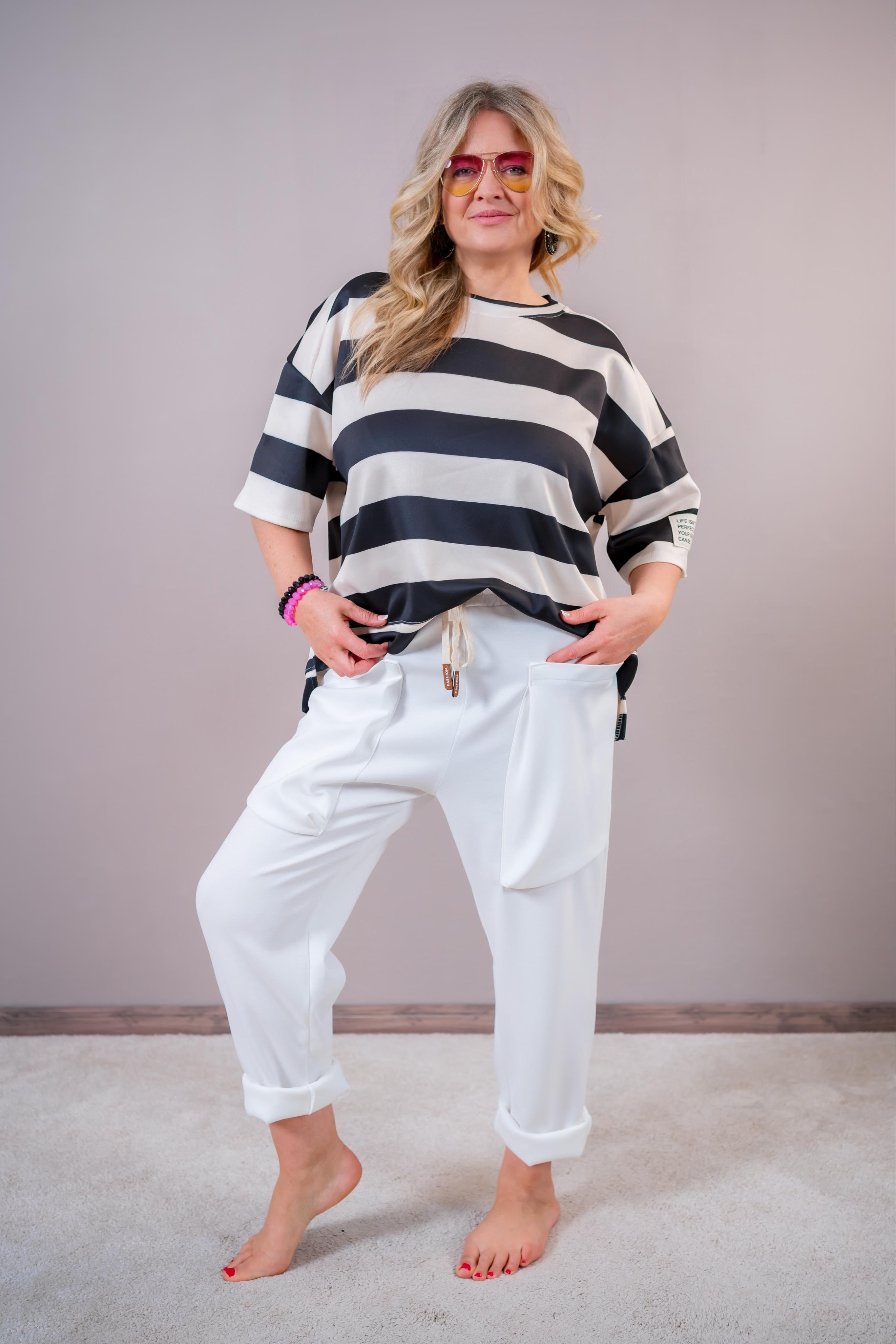 Oversize Shirt mit Streifen und Statement-Print, schwarz/creme