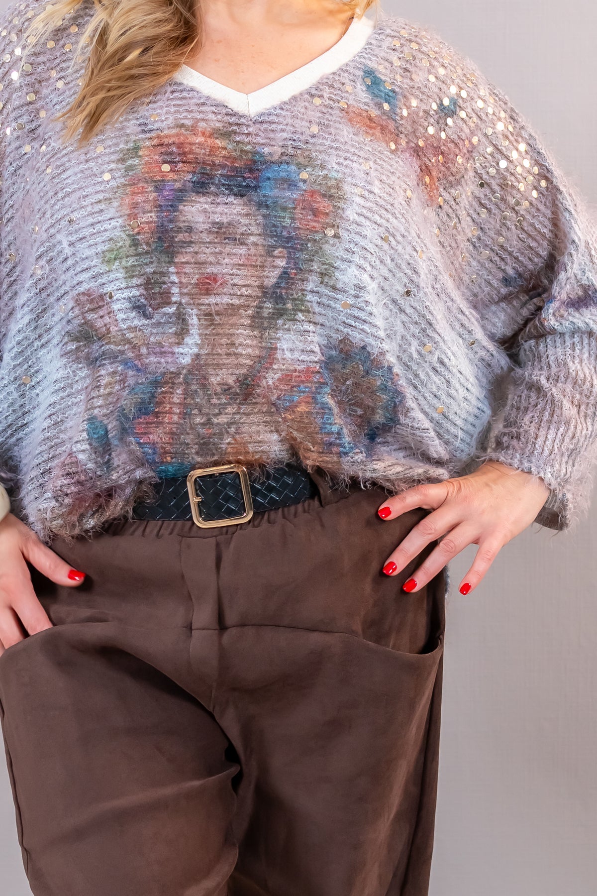 Oversize Strickpullover "Flower" mit Halstuch & Nieten, grau