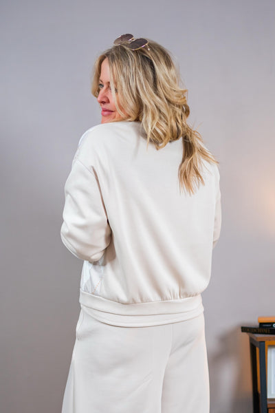 Stylische Sweatjacke mit Rautenmuster, creme/beige