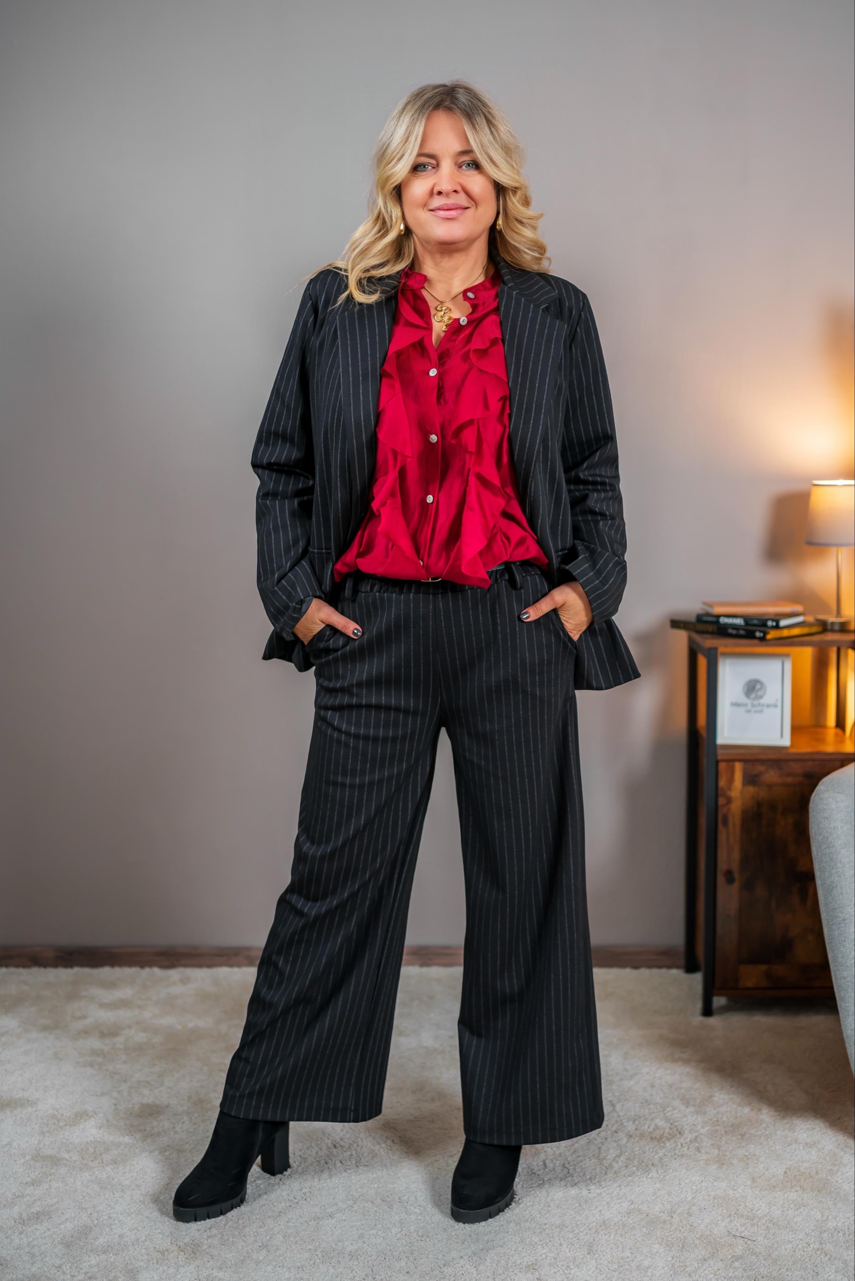 Bluse mit Volants, dunkelrot