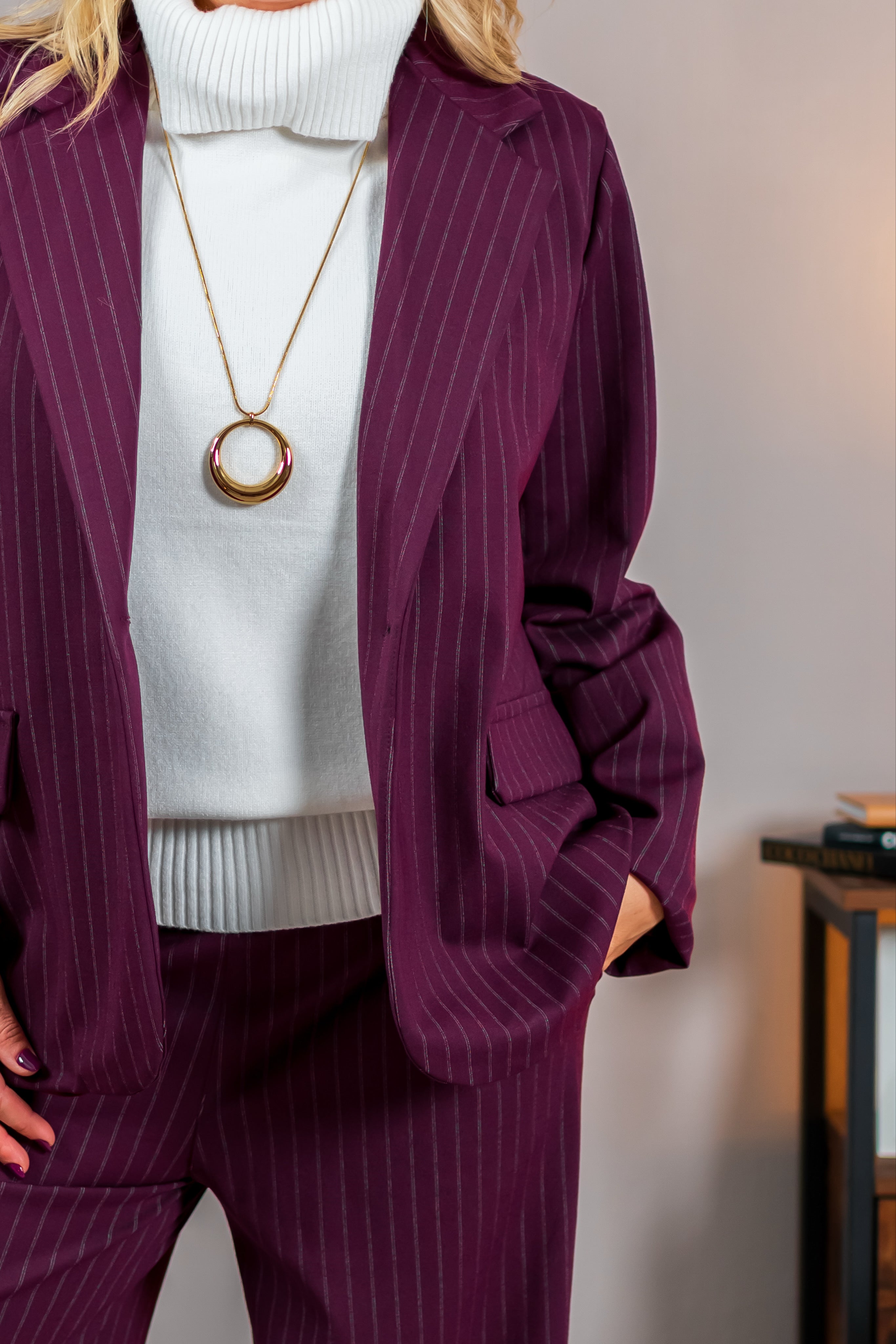 Blazer mit Nadelstreifen, beerenton