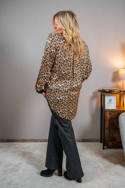 Leoprint Bluse aus Viskose