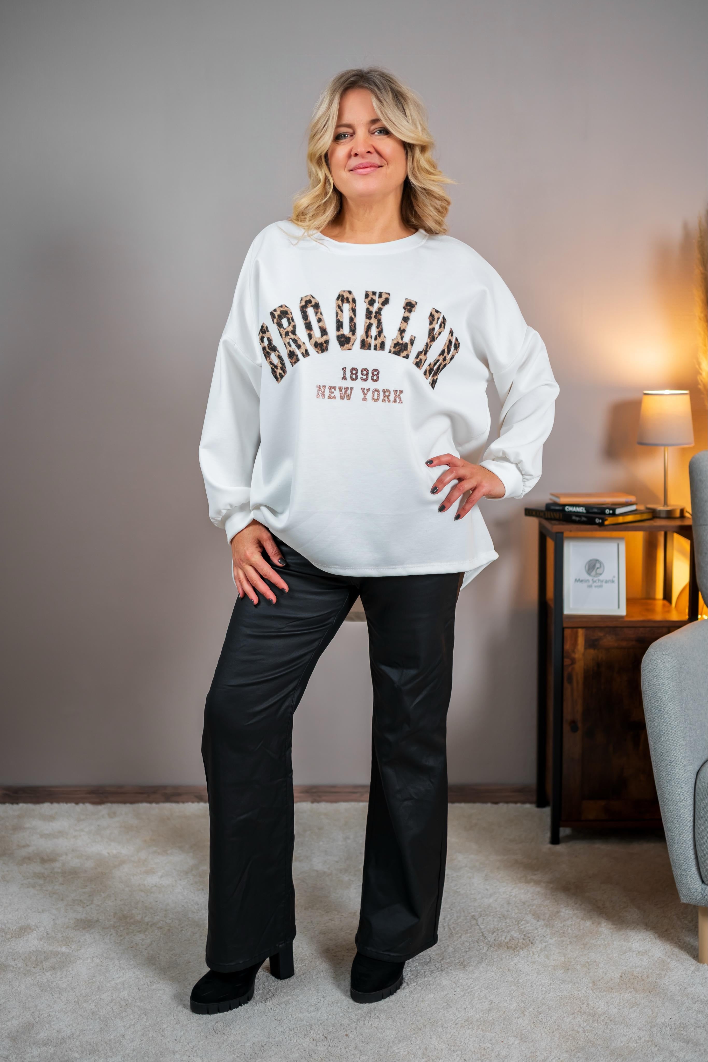Sweatshirt mit Leo-Print