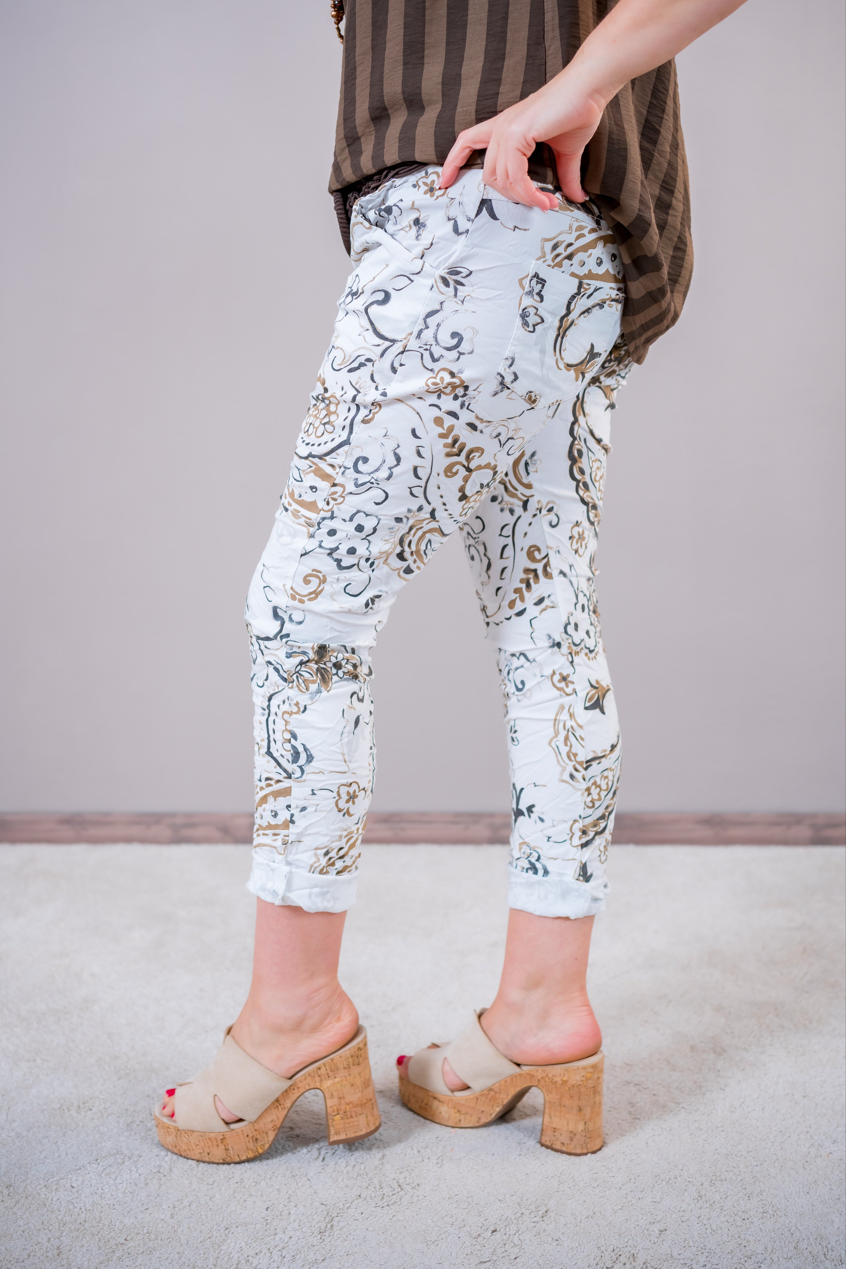 Stretchhose mit floralem Design, weiß