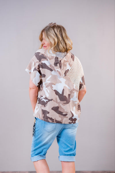 Camouflage-Jacke mit Lochstrick-Detail, braun/creme/beige