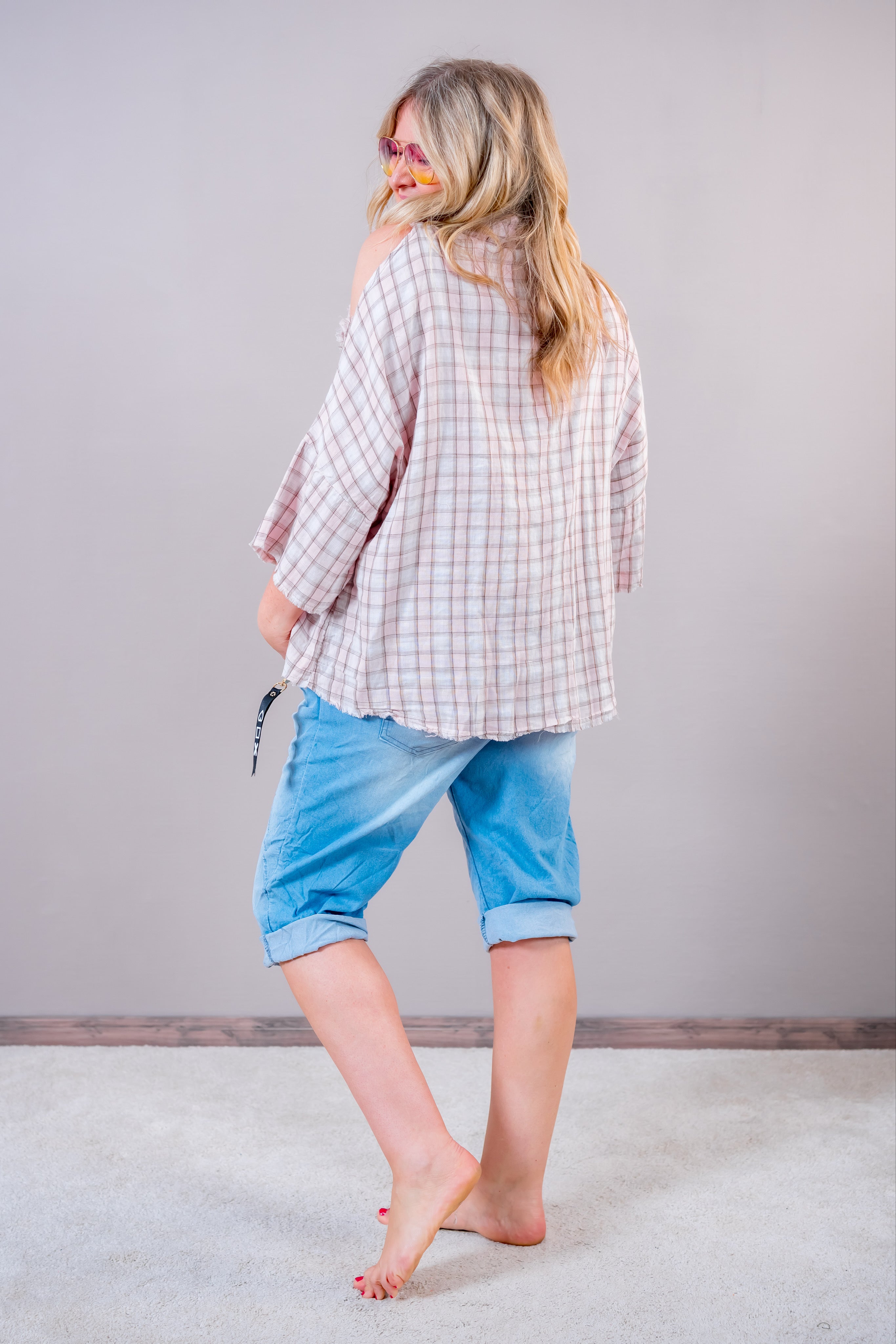 Karo-Bluse mit Cut-Outs, rosa
