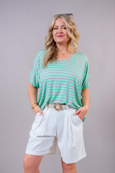 Fließendes Oversize Shirt mit Streifen, grün/violett