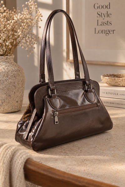 Vintage-Style Henkeltasche in Leo-Print & Kunstleder mit Teddy-Anhänger