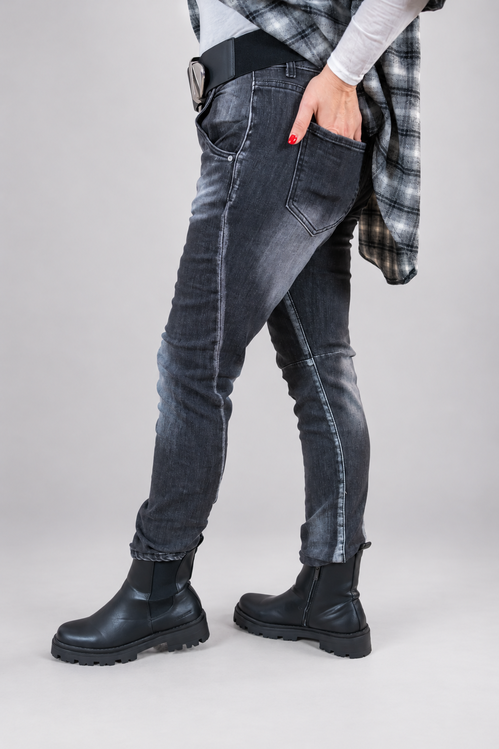 Slim Fit Jeans im Washed-Look, black