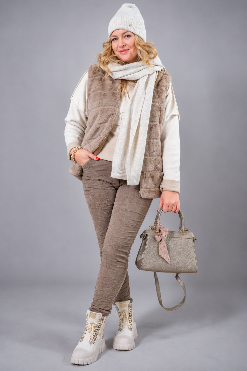 Kuschelige Fake Fur Weste, beige