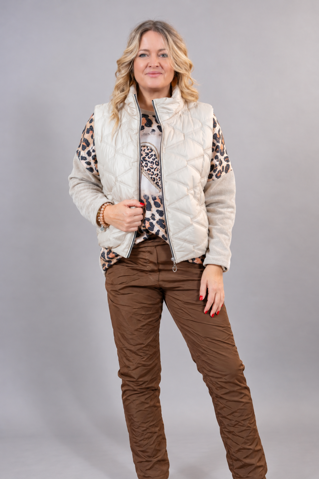 Leichte Steppweste, creme
