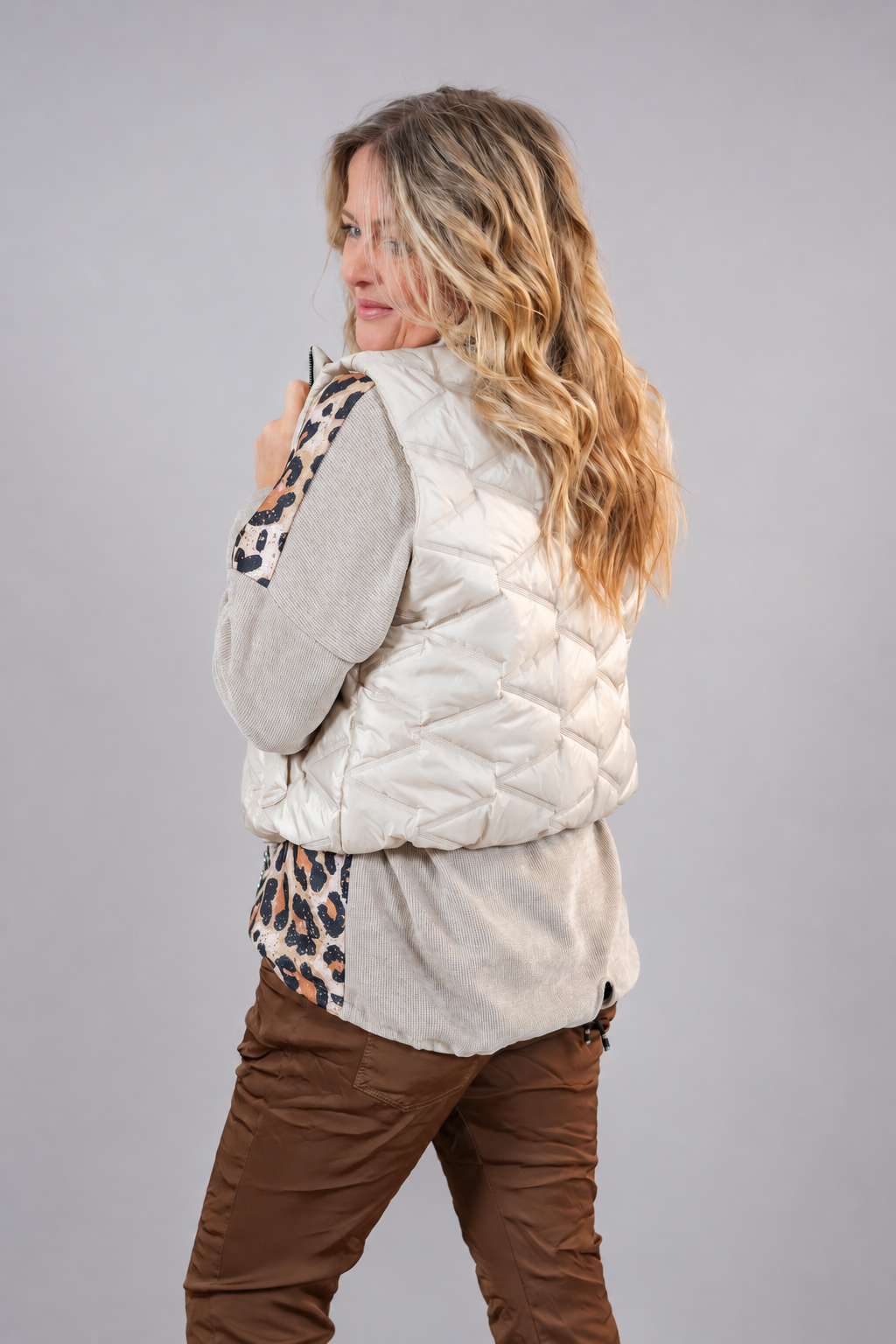 Leichte Steppweste, creme