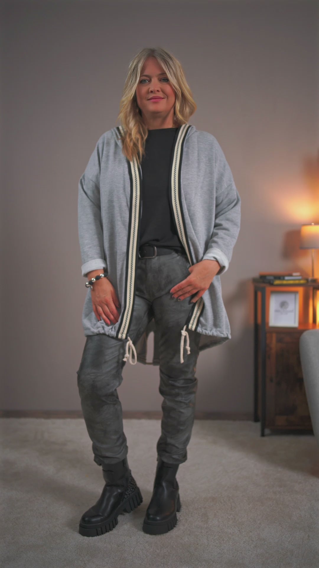 Lange Kapuzenjacke, grau