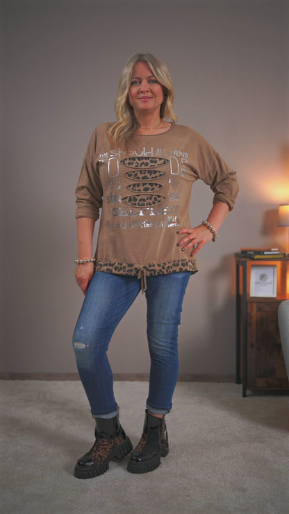 Langarm-Shirt mit hinterlegten Cut-Outs, camel