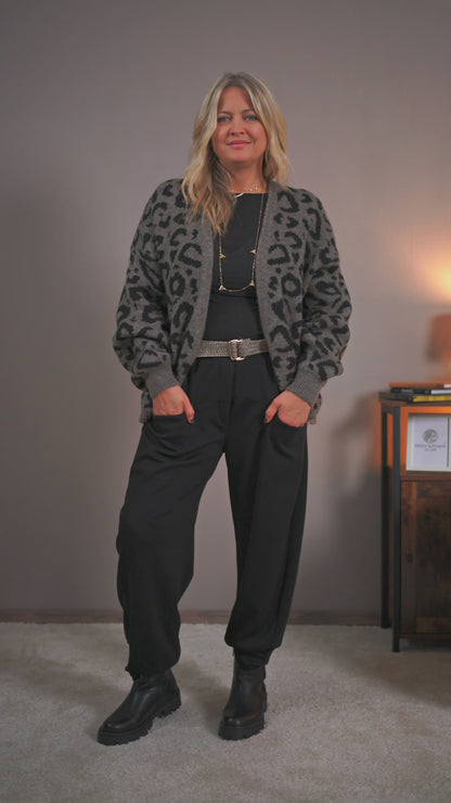 Jerseyhose mit Gürtel, schwarz