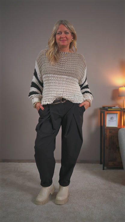 Grobmaschiger Strickpullover, mehrfarbig
