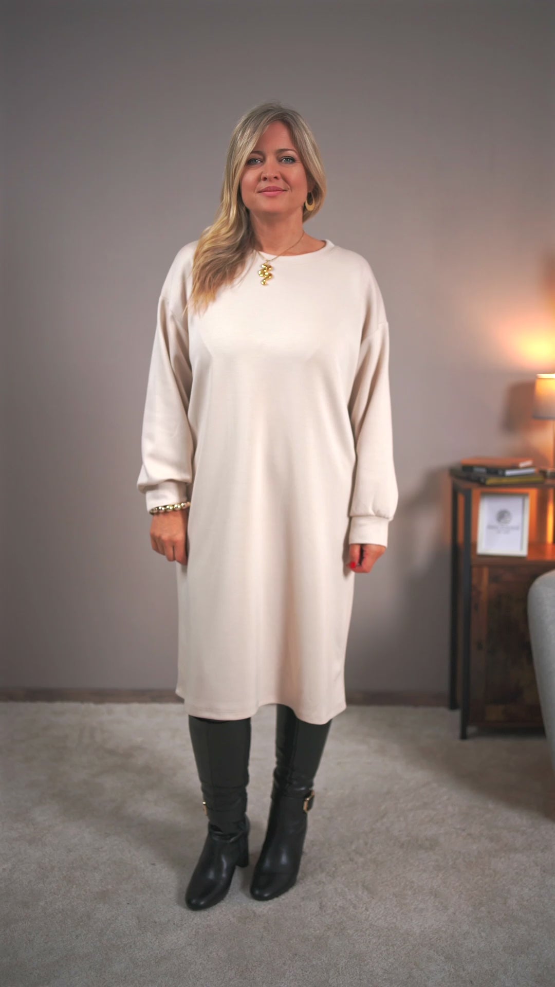 Shirtkleid aus Viskose-Mix, creme-beige