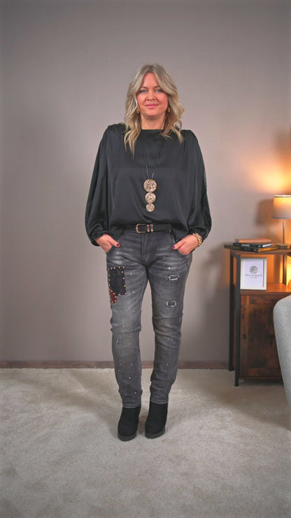 Bluse mit leichtem Glanz, schwarz