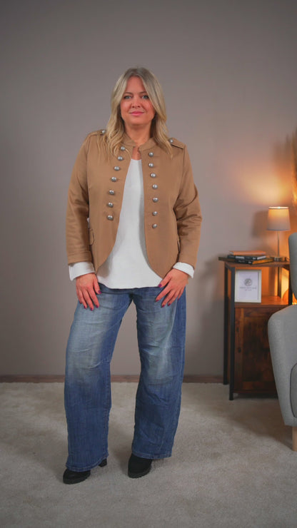 Blazerjacke mit Zierknöpfen, camel