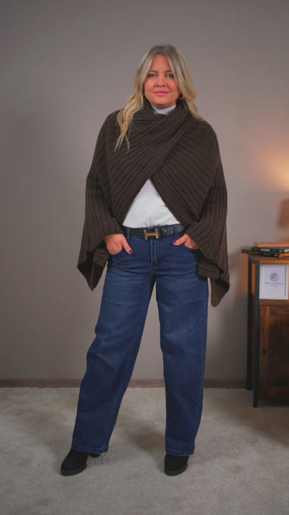 Poncho aus Strick, dunkelbraun