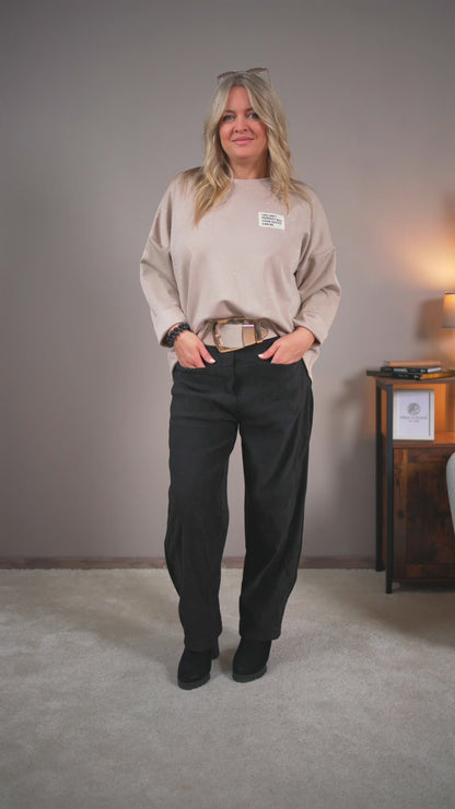 Sweatshirt mit Ziersteinchen und Patch, beige