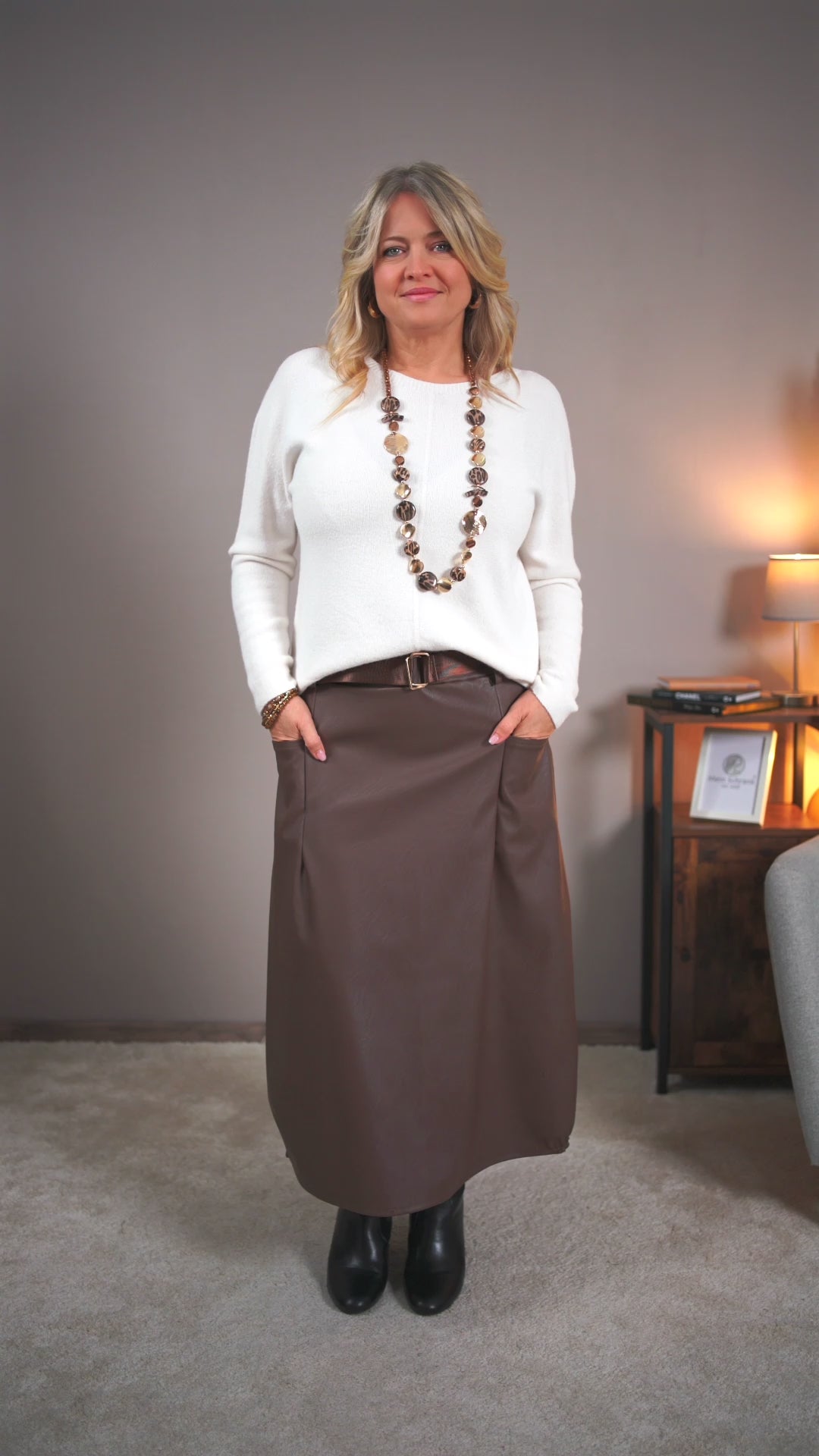 Video laden: Feiner Strickpullover, creme