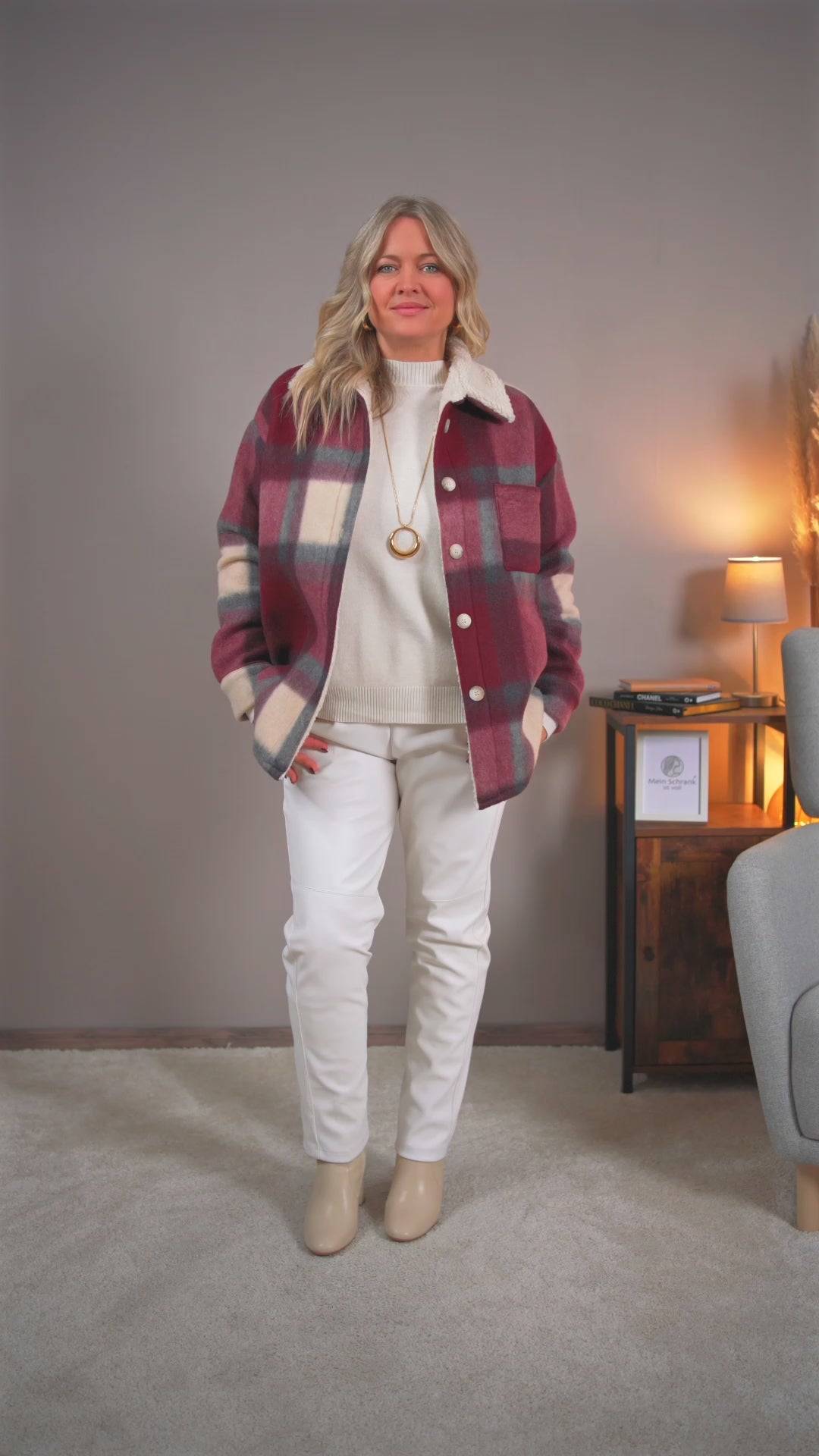 Video laden: Karierte Overshirt-Jacke