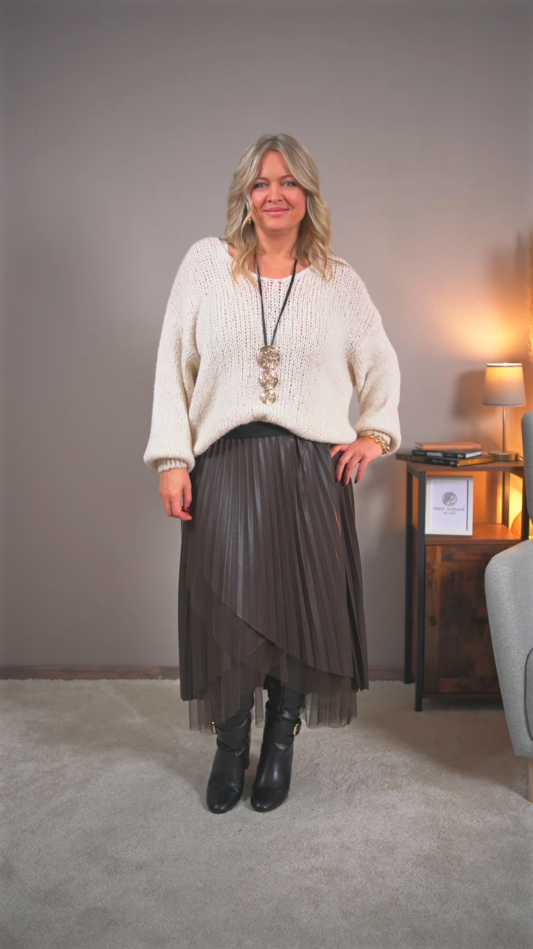 Video laden: Strickpullover, creme