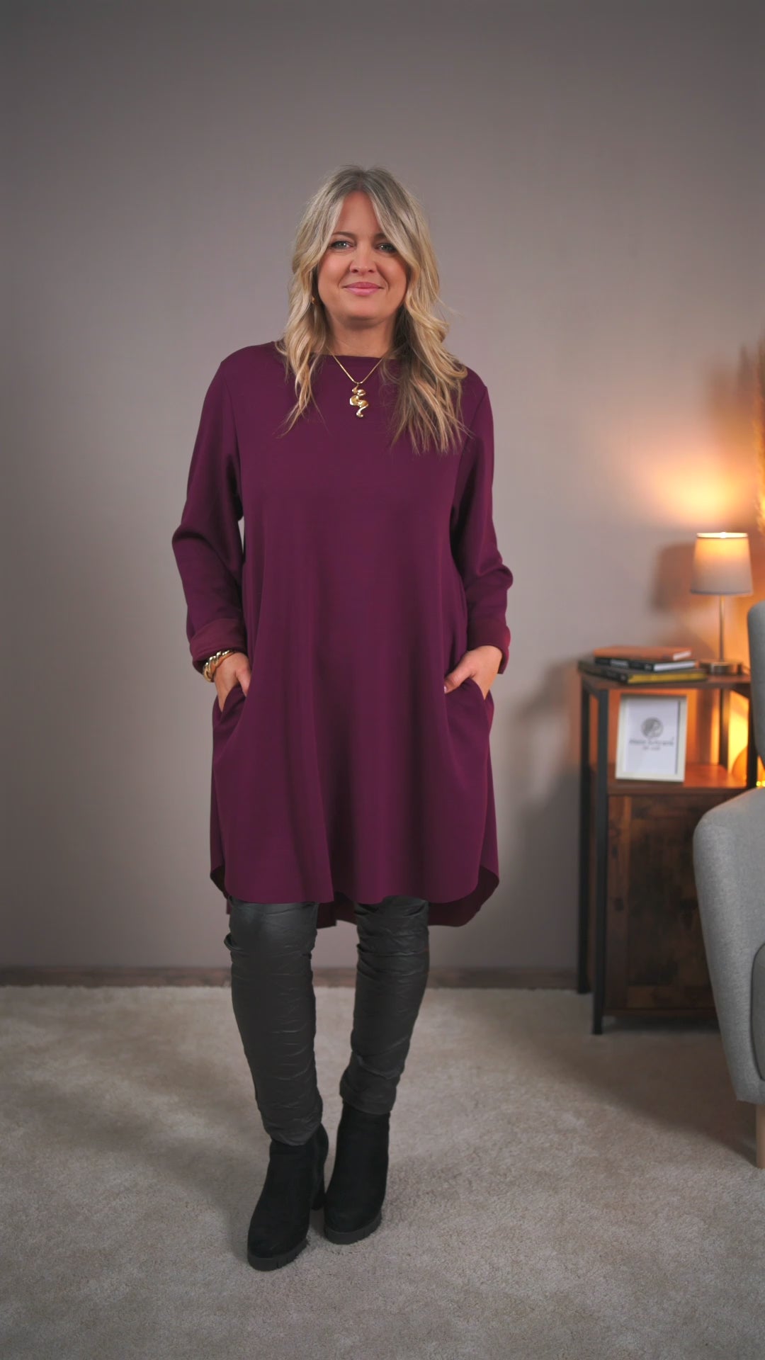 Video laden: Oversize Tunika, magenta