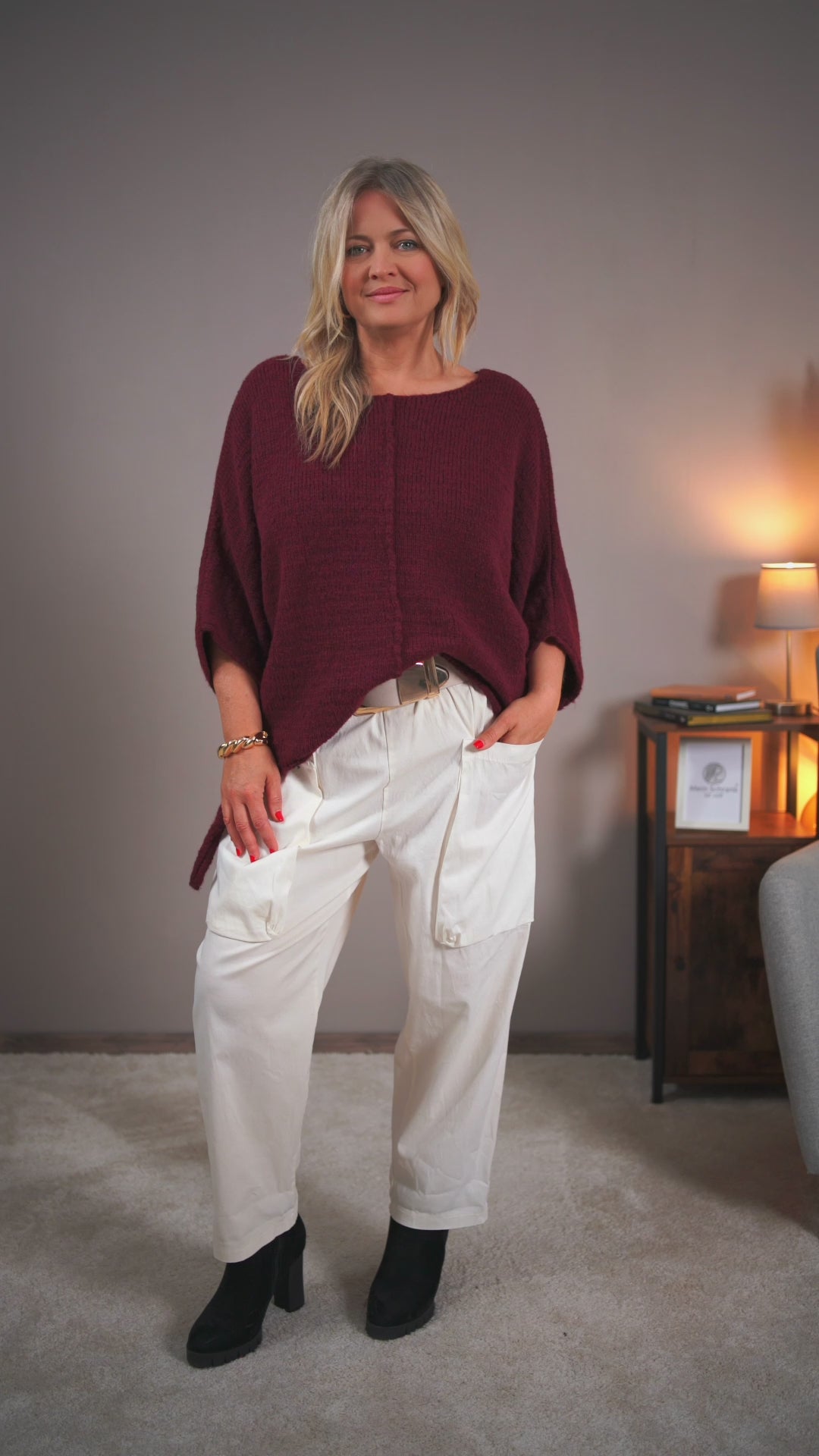 Video laden: Hose mit aufgesetzten Taschen, creme