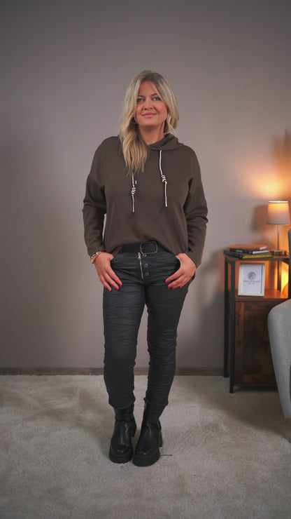 Hoodie mit doppelter Kordel und Aufnäher, schokobraun