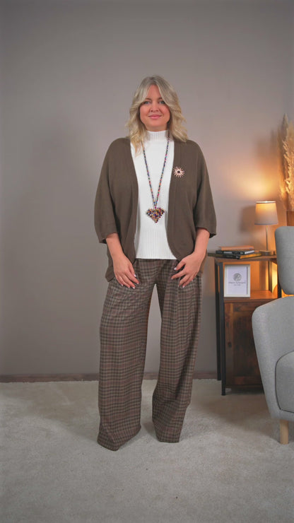 Strickjacke mit Broschendetail, khaki