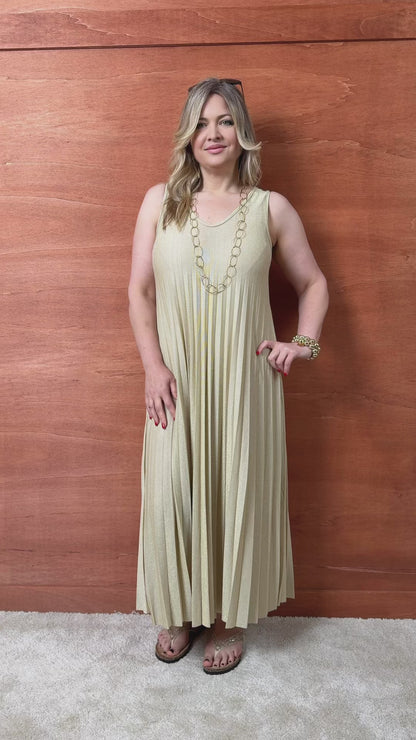 Ärmelloses Maxikleid mit V-Ausschnitt in Gold