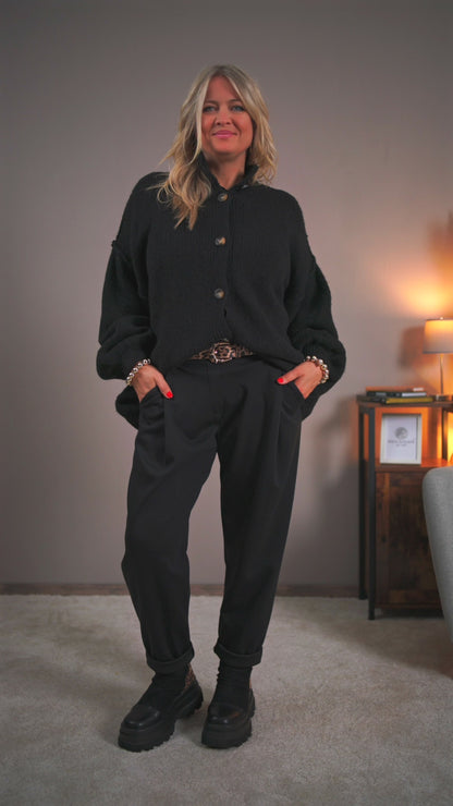 Oversize-Strickjacke mit Knöpfen, schwarz